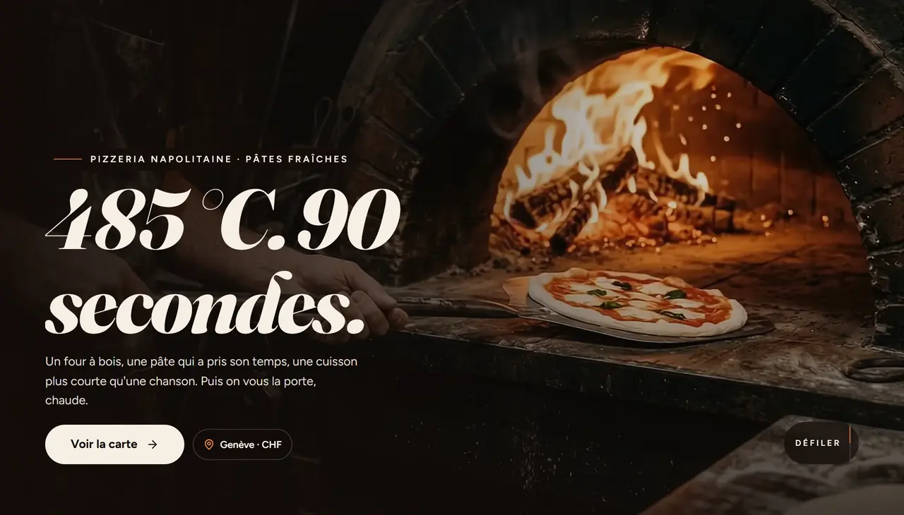 L’accueil du site d’exemple d’une pizzeria napolitaine, sur ordinateur : une pizza entre dans le four à bois, le titre « 485 °C. 90 secondes. » et la ville choisie, Genève, en francs suisses.